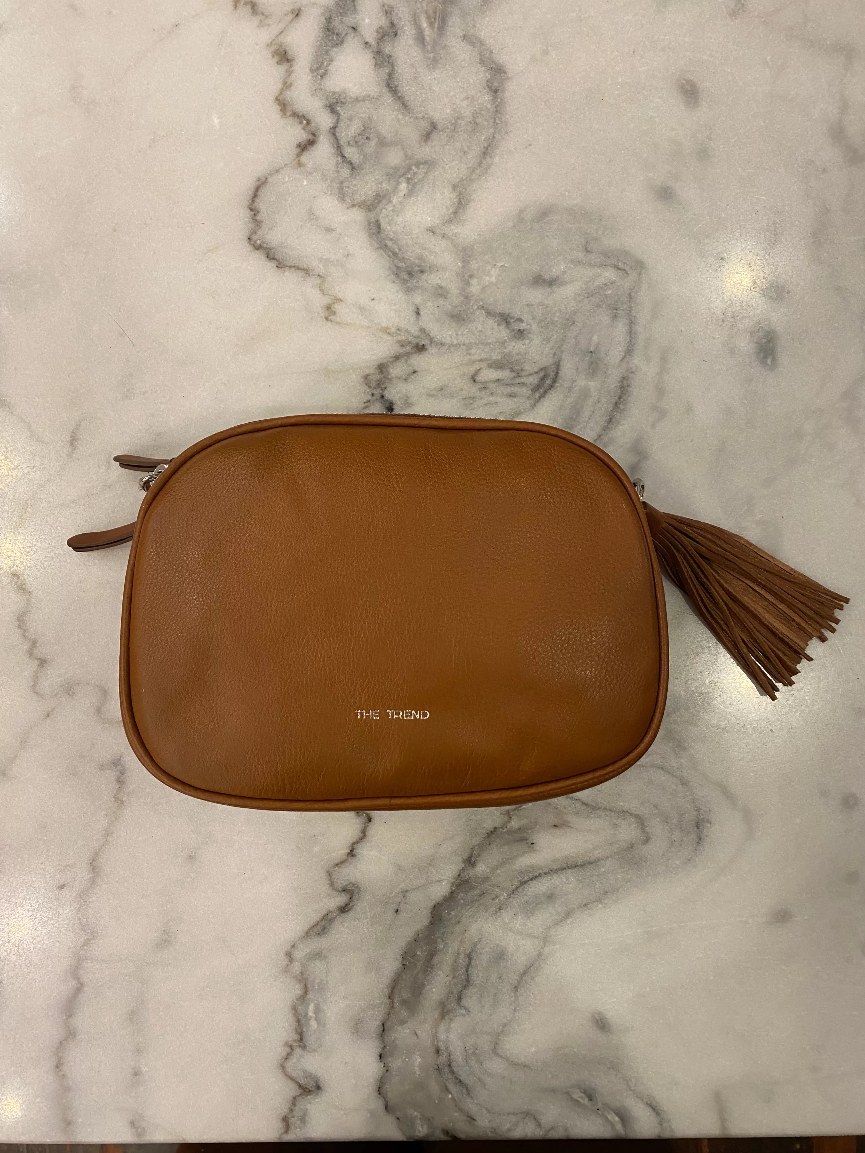 586847 Tan Leather Purse