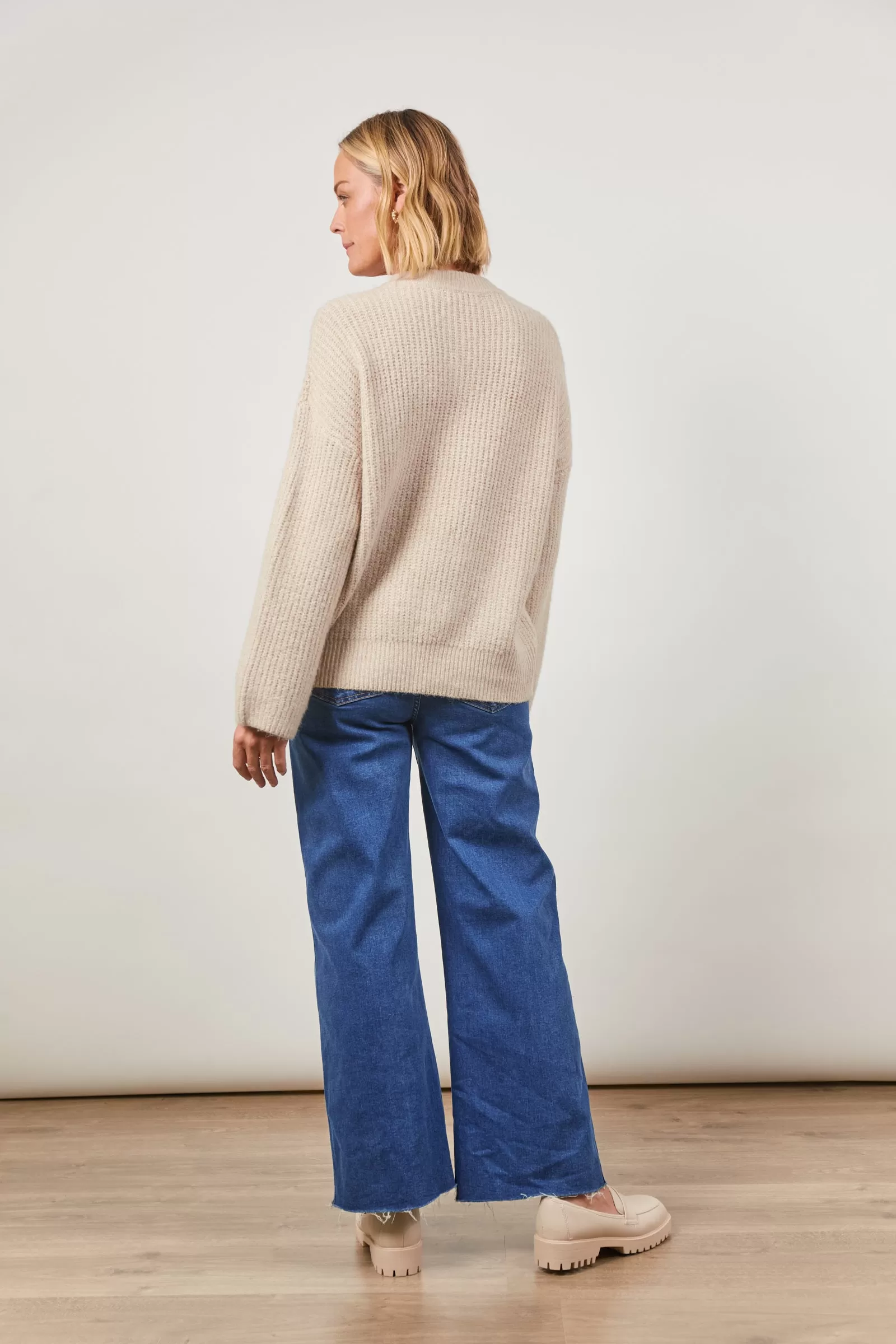 Avenue Button Jumper - Buff