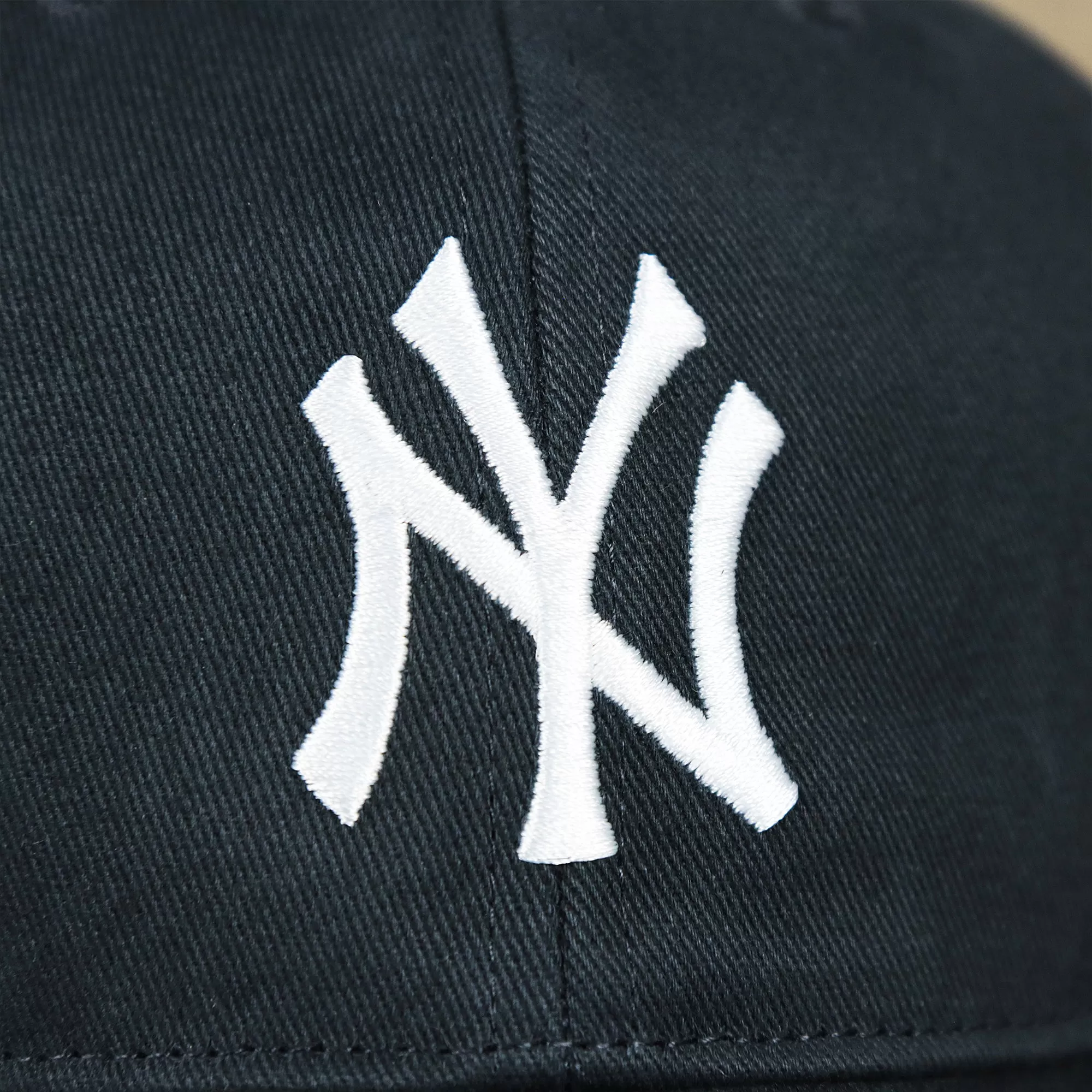 Kid’s New York Yankees Gray Bottom Dad Hat | Navy Kid’s Dad Hat