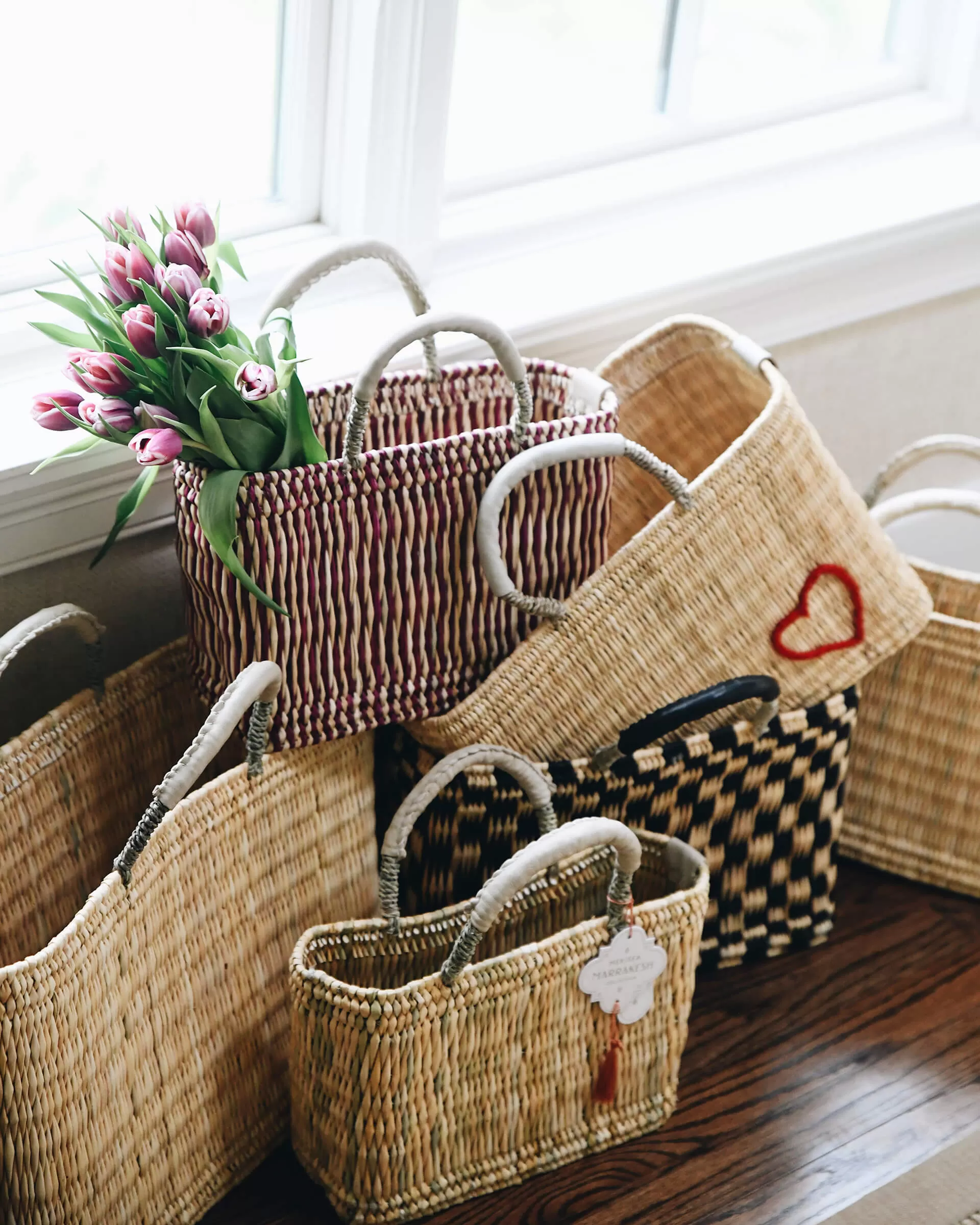 Medina Icon Basket - Red Heart