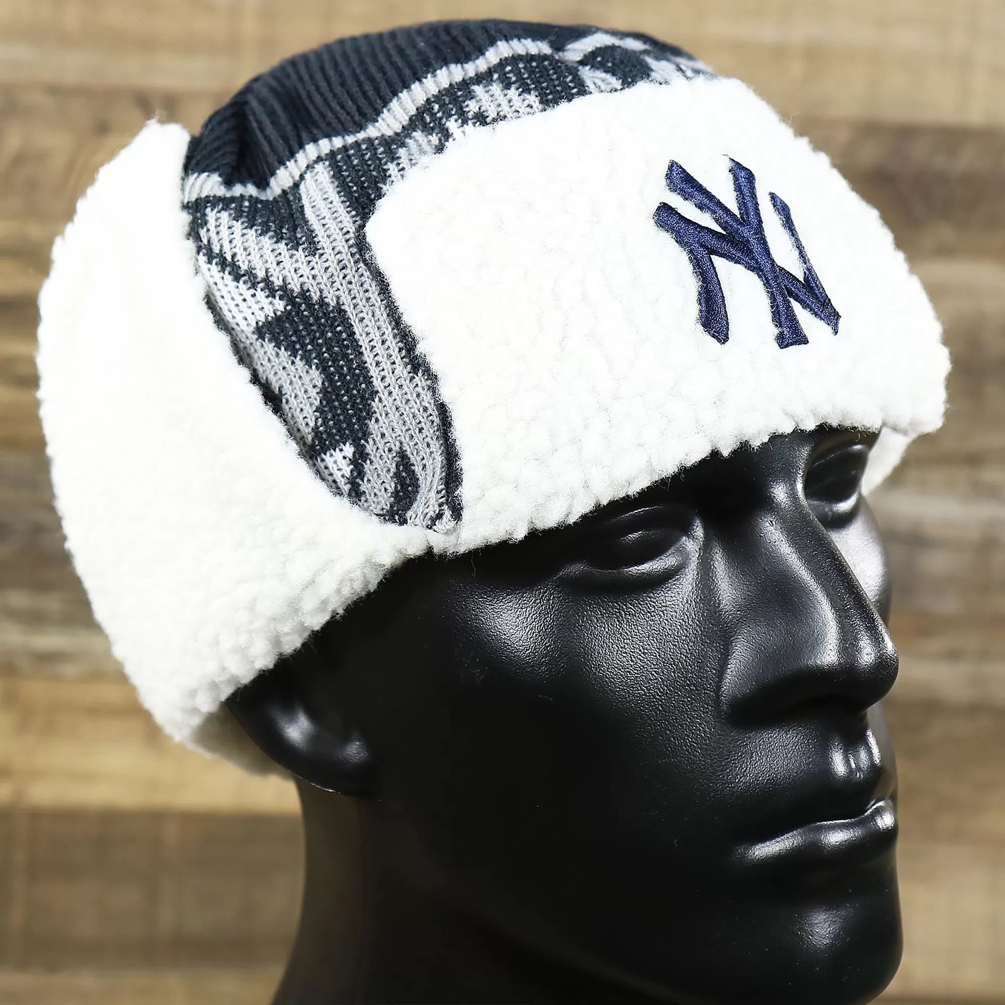 New York Yankees Winter Print Trapper Hat | Navy Blue Trapper Hat