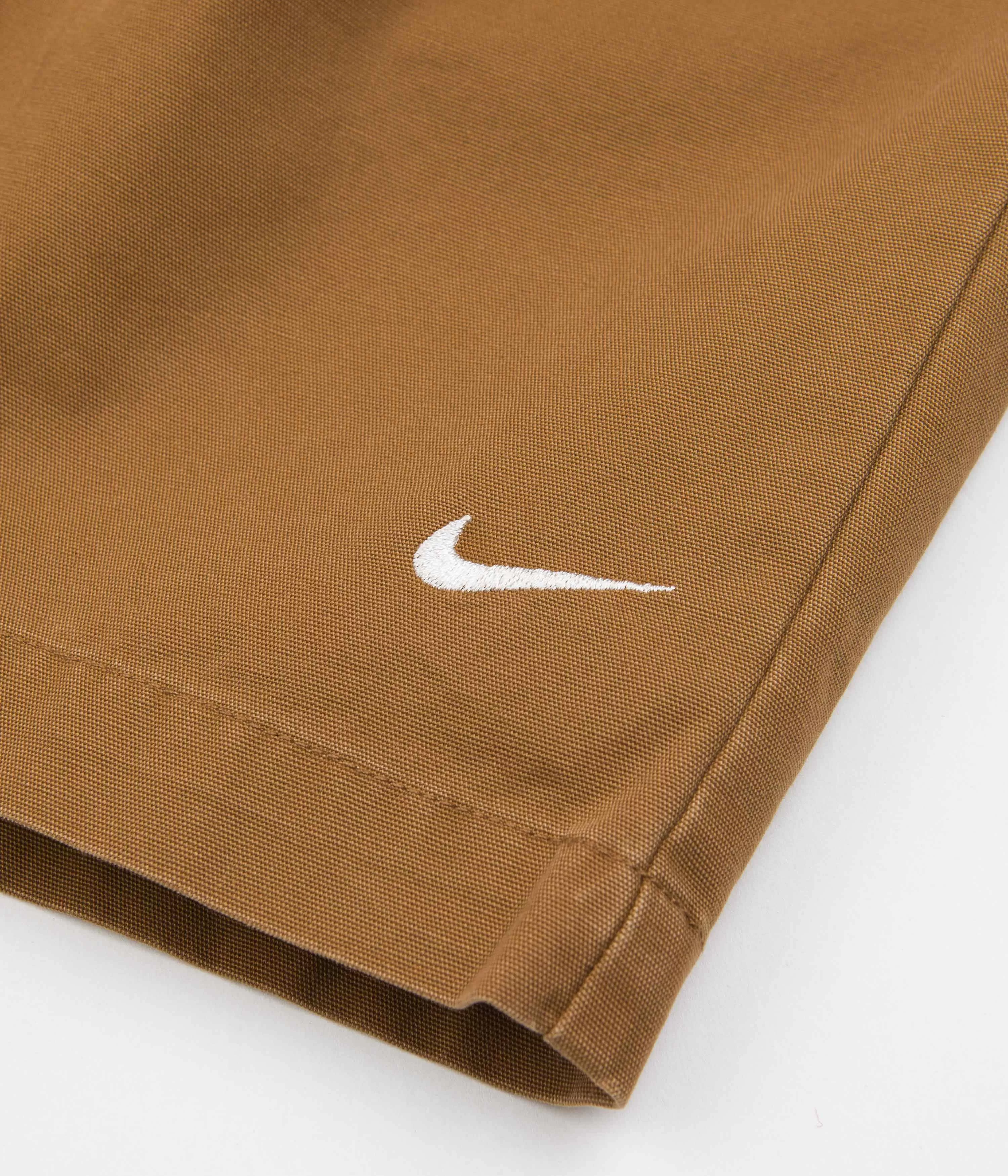 Nike Pleated Chino Shorts - Ale Brown / White