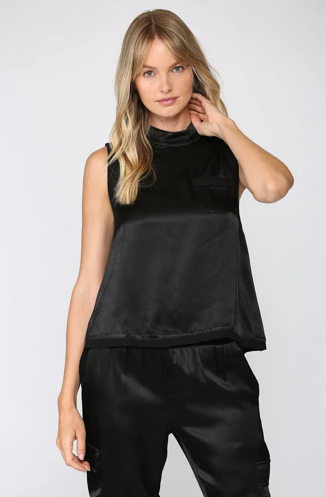 SATIN STAPLE POCKET TOP