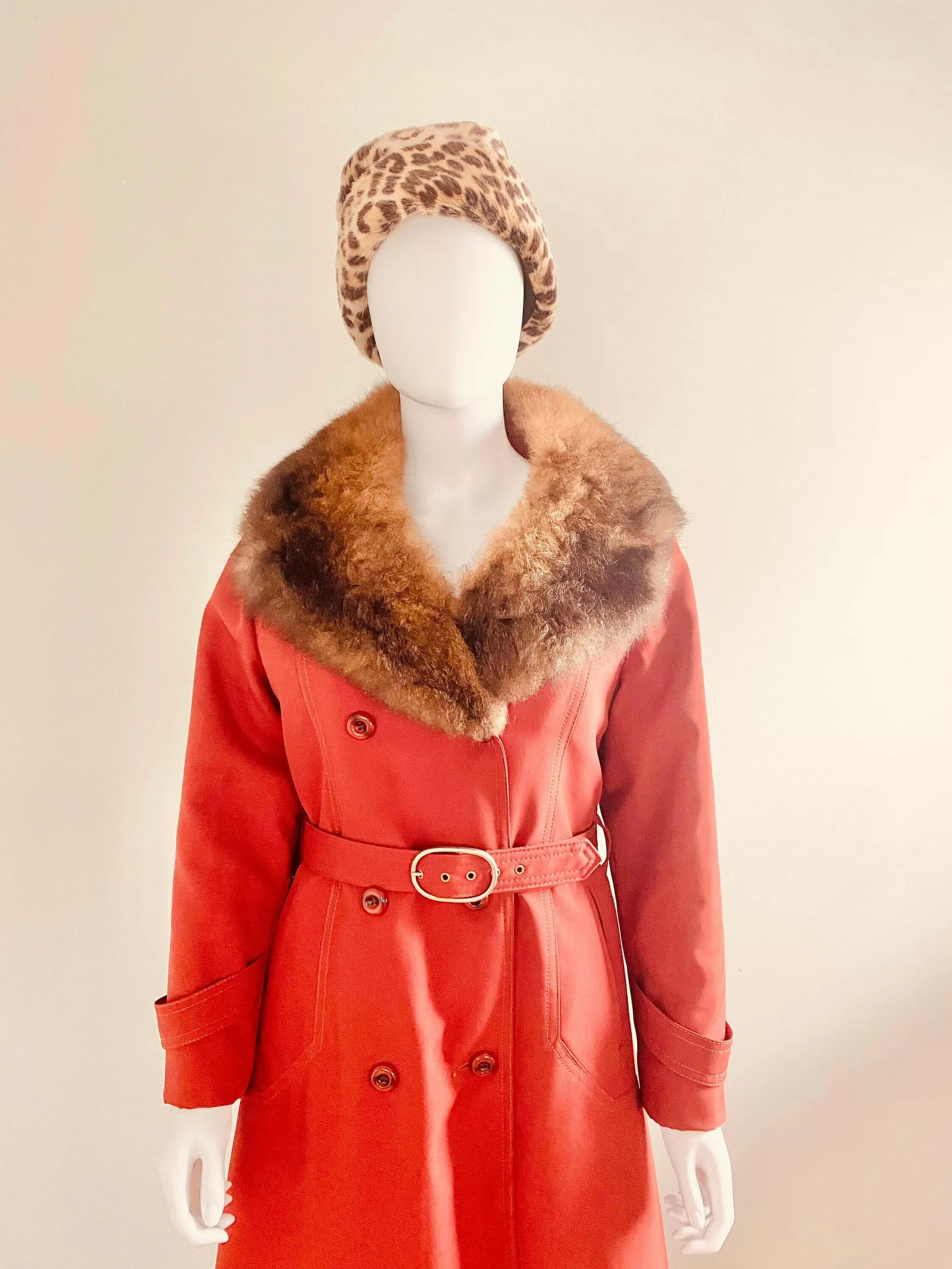 Vintage 1970s Rust Trench Coat with Fur Trim / 70s winter jacket Size S