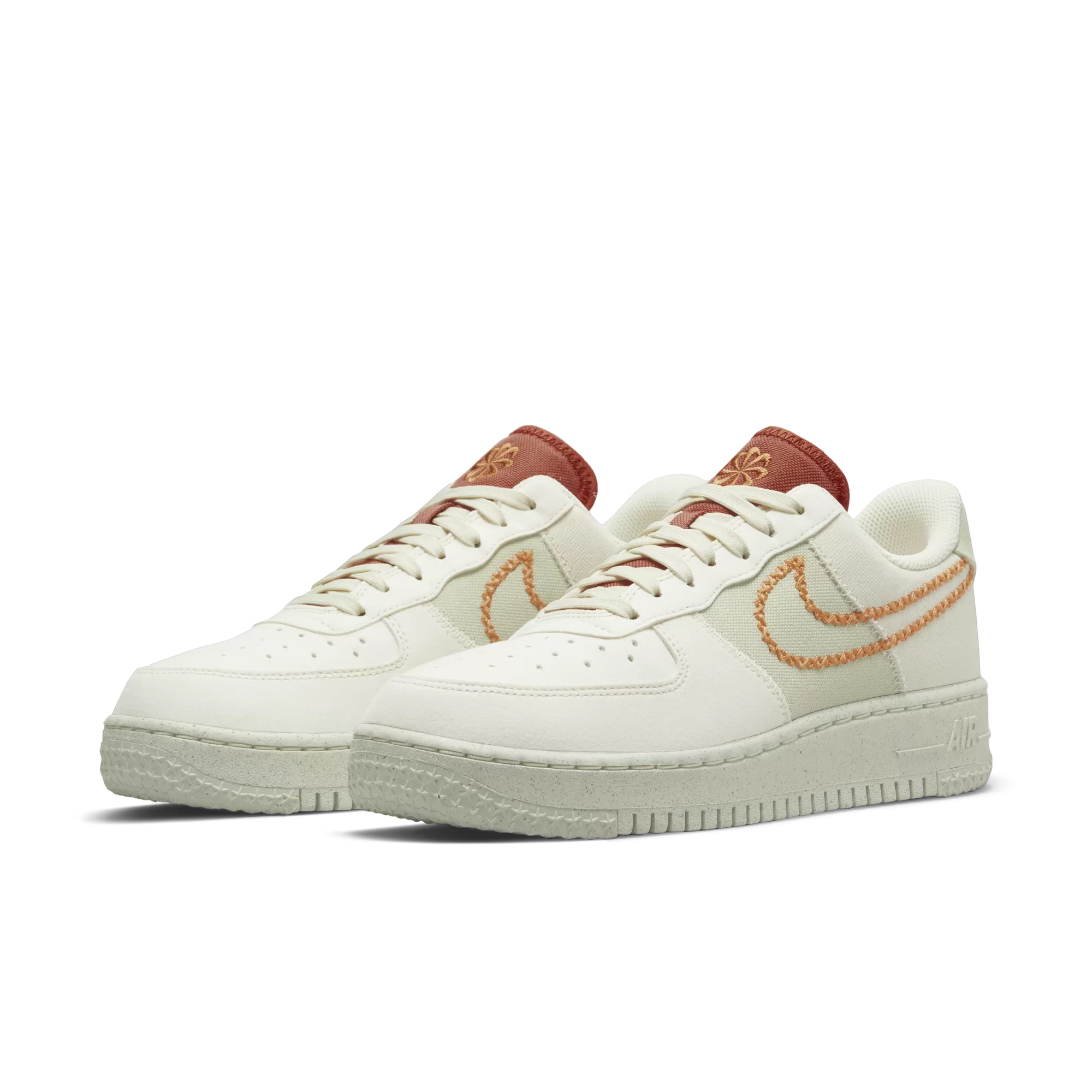 WOMEN'S  NIKE AIR FORCE 1 '07 LOW