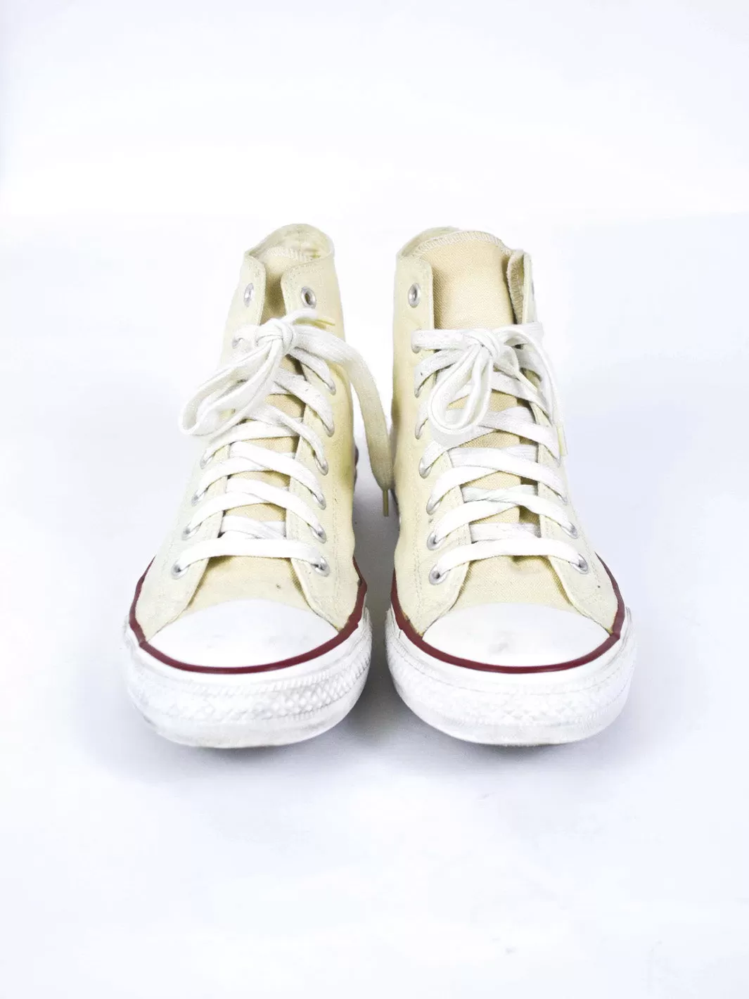 Y2K cream-coloured Converse All Star Chuck Taylor